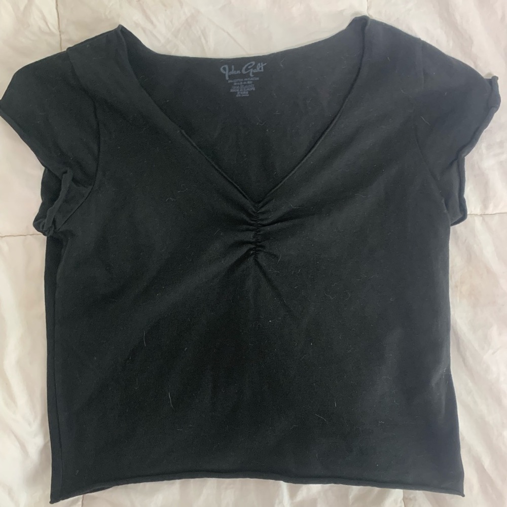 Jhon galt black gina t-shirt(cropped)